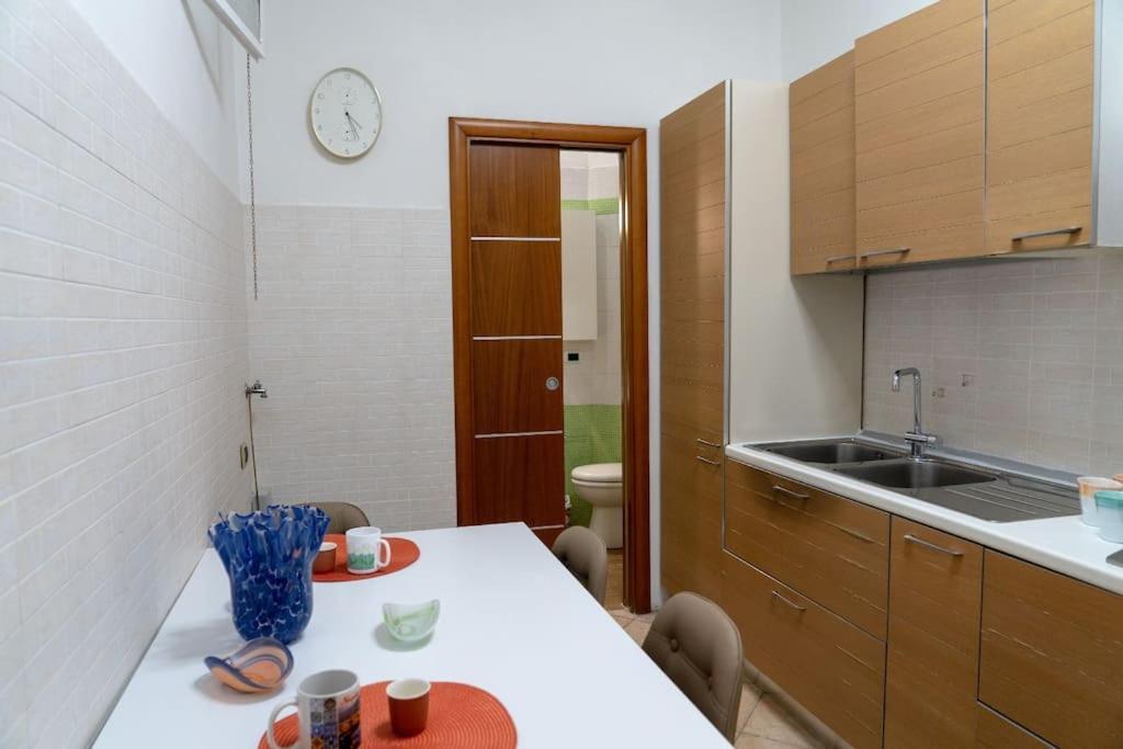 Home Nonna Sabina - Centro Storico Napoli מראה חיצוני תמונה